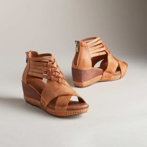 Rowena Wedges